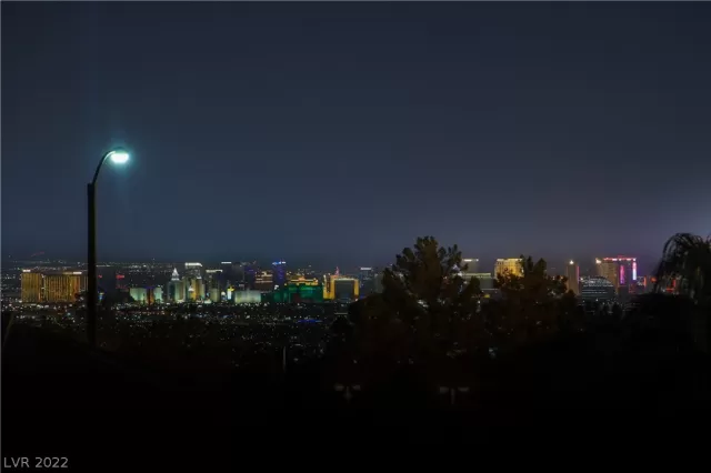 MLS: 2434387 Condo For Sale