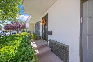 Photo #2: 2434397 Listing