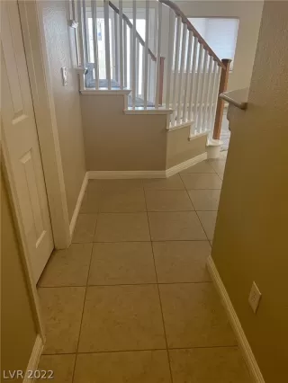 Photo #5: 2434412 Listing 