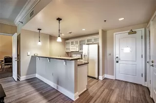 Photo #2: 2434415 Listing