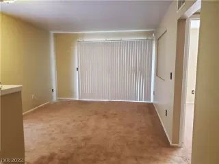 Photo #4: 2434427 Listing