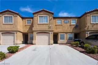 Photo #1: 2434437 Listing 