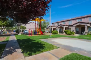 Photo #2: 2434437 Listing 