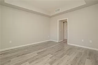 Photo #5: 2434444 Listing 