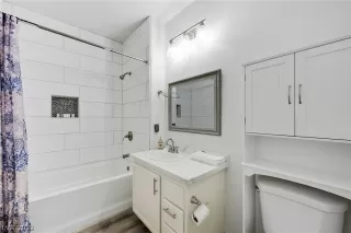 Photo #6: 2434455 Listing