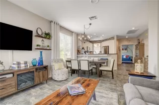 Photo #6: 2434506 Listing 