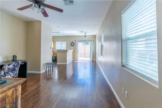 Photo #1: 2434512 Listing