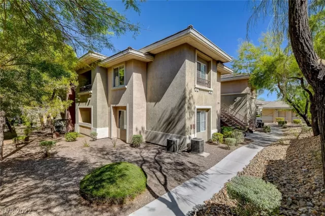 MLS: 2434515 Condo For Sale