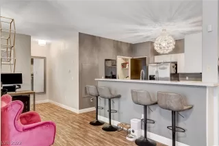 Photo #6: 2434515 Listing 