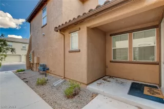 Photo #3: 2434572 Listing 