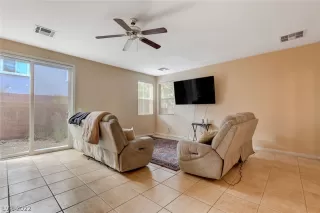 Photo #6: 2434572 Listing 