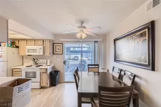 Photo #5: 2434577 Listing