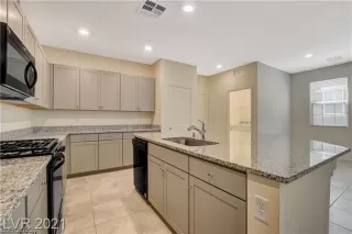 Photo #2: 2434664 Listing 