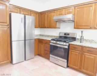 Photo #2: 2434703 Listing 