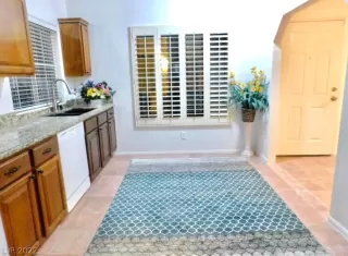 Photo #3: 2434703 Listing 