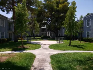 Photo #1: 2434731 Listing 