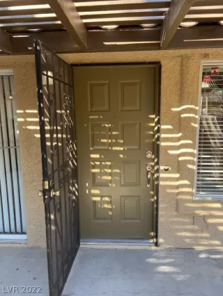 Photo #2: 2434743 Listing 