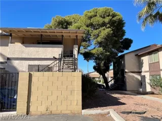 Photo #2: 2434790 Listing 