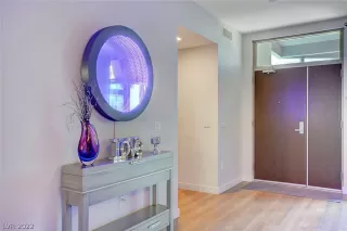 Photo #1: 2434823 Listing 