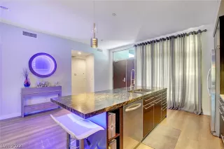 Photo #3: 2434823 Listing 