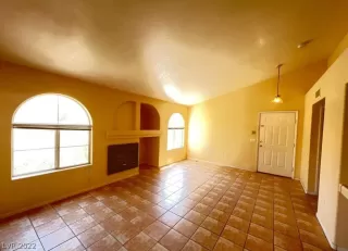 Photo #1: 2434830 Listing