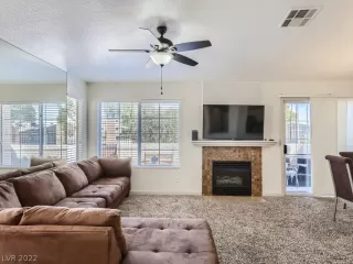 Photo #1: 2434845 Listing 