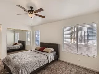 Photo #5: 2434845 Listing 