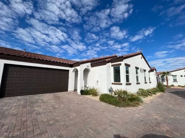 MLS: 2434877 Condo For Sale