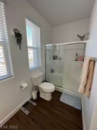 Photo #3: 2434877 Listing