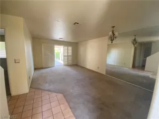 Photo #2: 2434922 Listing 