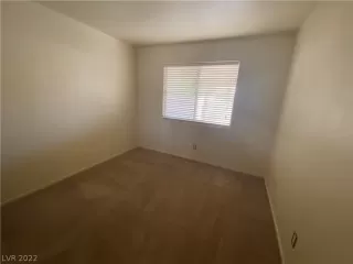 Photo #6: 2434922 Listing 