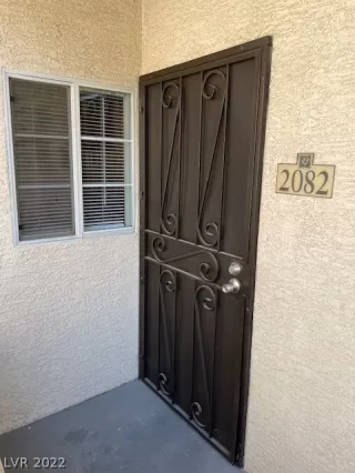 Photo #1: 2435003 Listing 