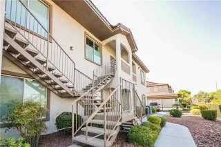 Photo #2: 2435017 Listing