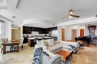 Photo #4: 2435047 Listing 