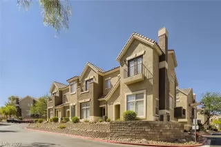 Photo #1: 2435076 Listing 