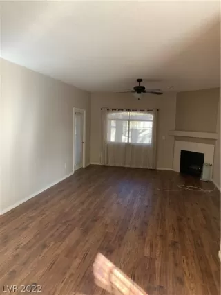 Photo #2: 2435112 Listing