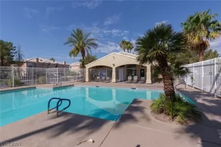 Photo #1: 2435151 Listing 