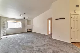 Photo #6: 2435167 Listing 