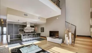 Photo #1: 2435180 Listing 