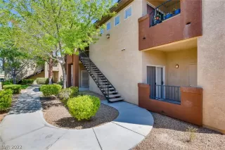 Photo #1: 2435194 Listing