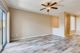 Photo #4: 2435194 Listing