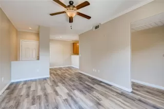 Photo #5: 2435194 Listing