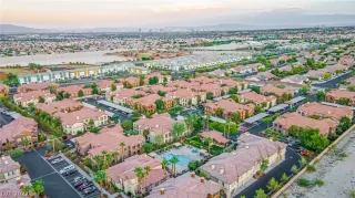 Photo #1: 2435232 Listing