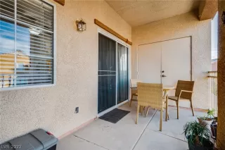 Photo #4: 2435232 Listing