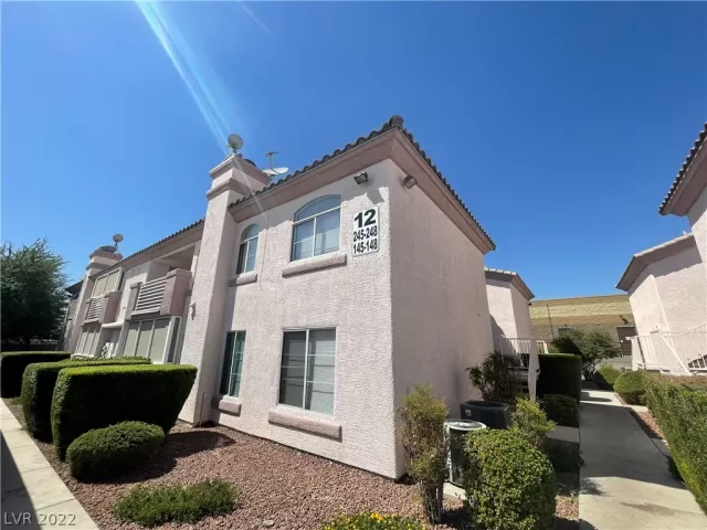 MLS: 2435250 Condo For Sale