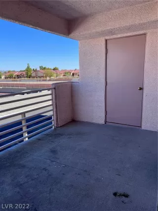 Photo #3: 2435250 Listing 