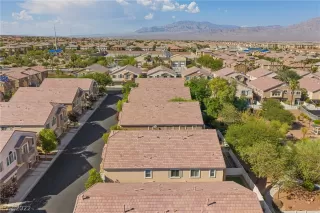 Photo #5: 2435252 Listing 