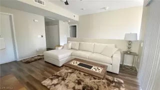 Photo #6: 2435276 Listing 