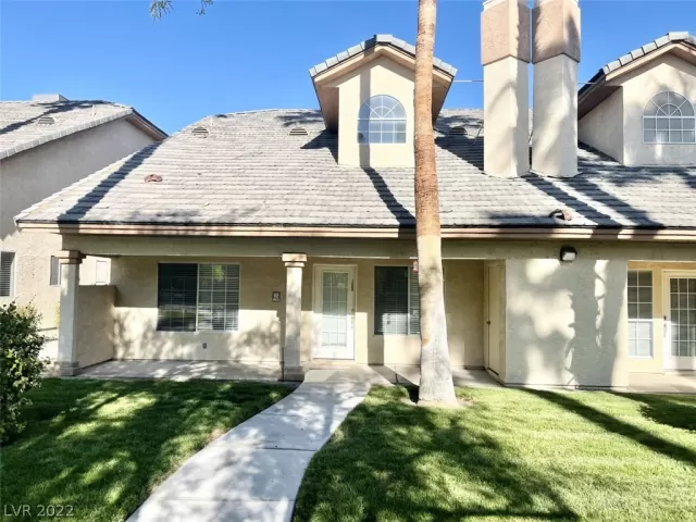 MLS: 2435289 Condo For Sale