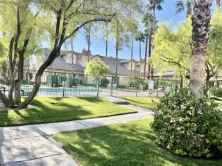 Photo #2: 2435289 Listing 